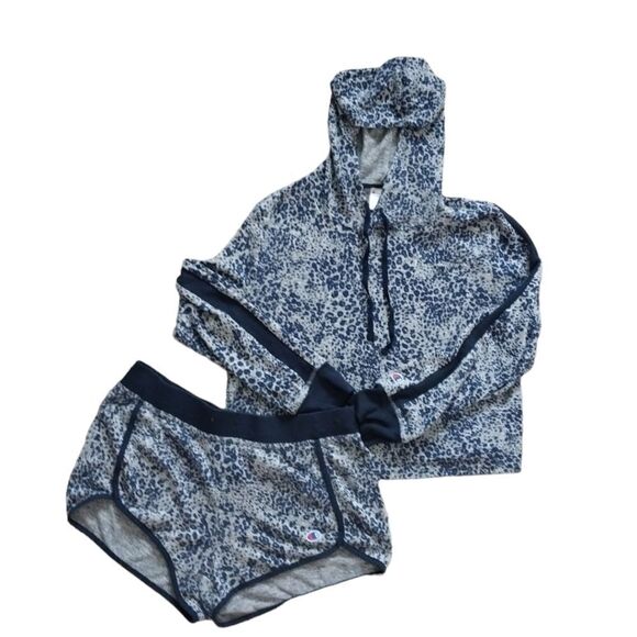 Champion Pants - Champion women's shorts shirt outfit size large and sweatshirt pajamas blue